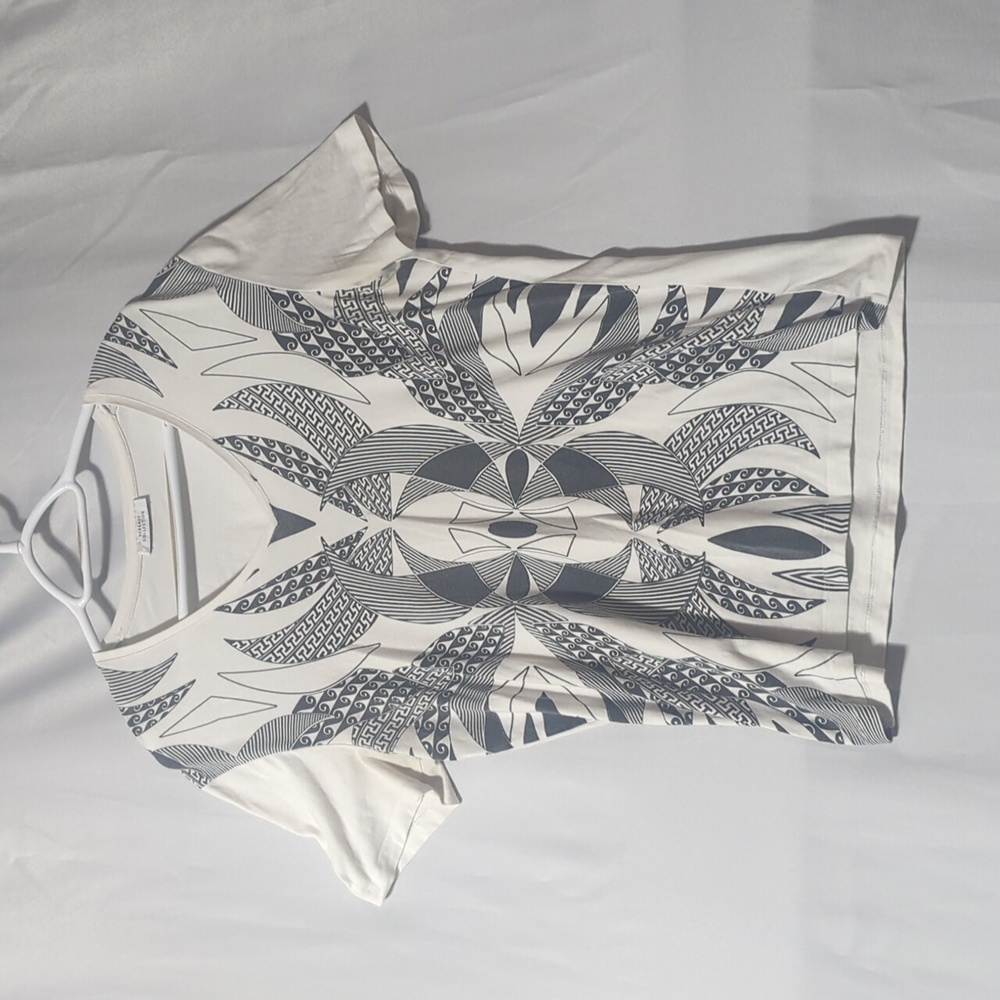 Versace Collection Mens Size Large White And Black V Neck Tee Shirt